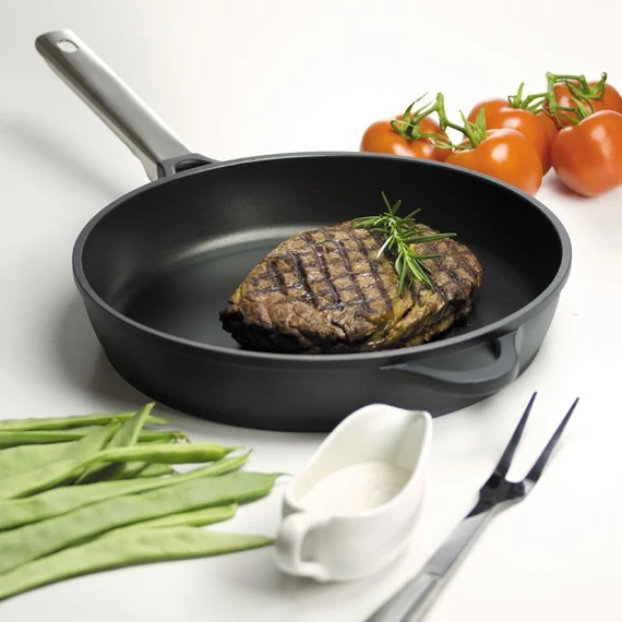 Ambition Taurus serpenyő 28 cm