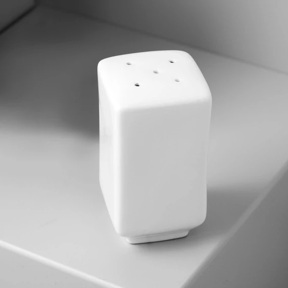 Ambition Porto szögletes borsszóró